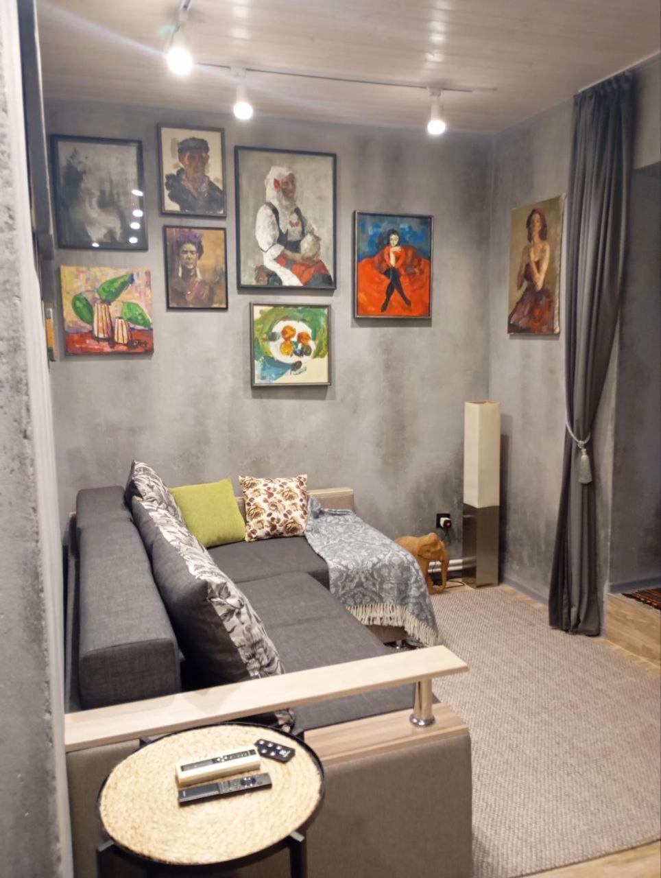 City Center Artmania Apartments Kisinyov Kültér fotó